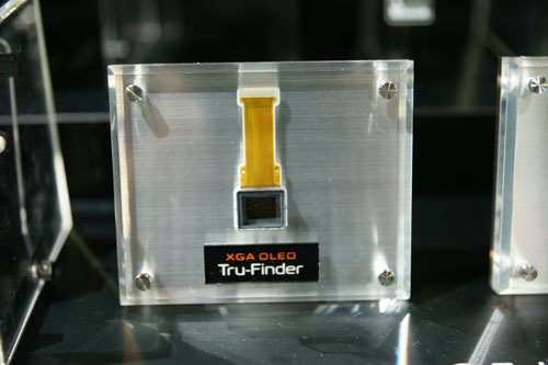 α 全幅單眼相機【A99】