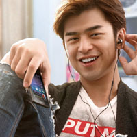 Sony 發表全新 Android 4.0 Walkman F800 Sony 發表全新 Android 4.0 Walkman F800