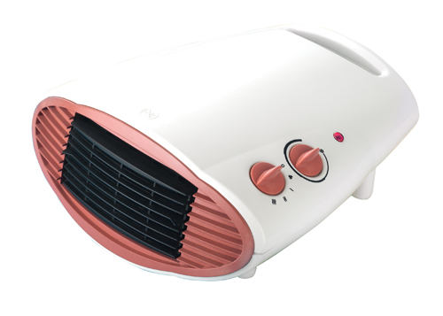 《業界首創浴室可用陶瓷式(需壁掛)》嘉儀 PTC 陶瓷式電暖器 KEP-15 建議售價 2,500 元
