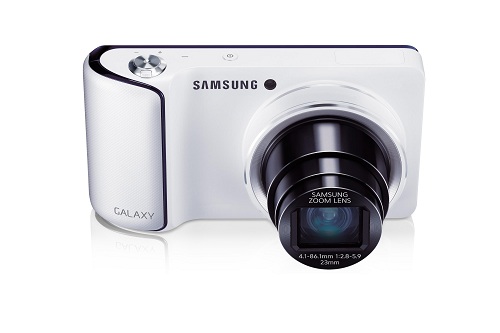 Samsung GALAXY Camera,結合尖端攝影性能與最新 Android 4.1 Jelly Bean 作業系統,同時配備 3G 及 WiFi 網路連線能力。