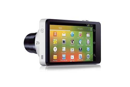 Samsung GALAXY Camera 採用大且逼真的 4.8 吋 HD Super Clear LCD 螢幕,只需以手觸控,便能享受自由攝影、分享與編輯的無限樂趣。