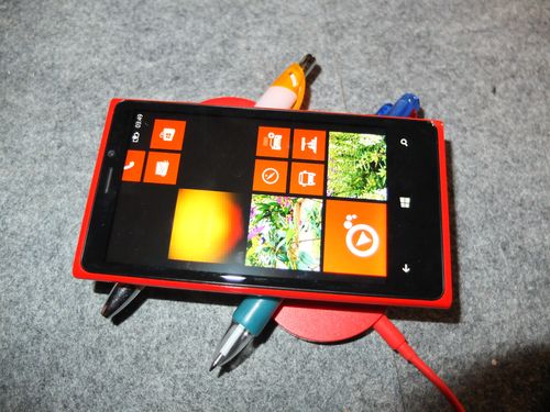 Lumia 920 隔空充電