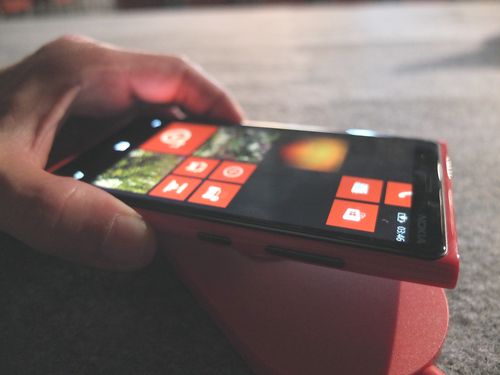 Lumia 920 隔空充電