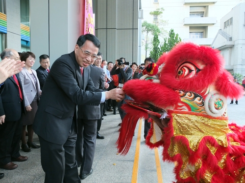 中華電信 小龍年營收目標 2178.2億