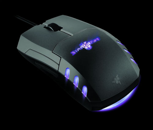 Razer 星海爭霸 II 授權周邊限量迎戰 為蟲族降臨而備