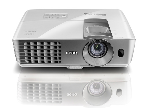 BenQ 投影機奧斯卡電影月  買 W1070 三坪機送 3D 眼鏡