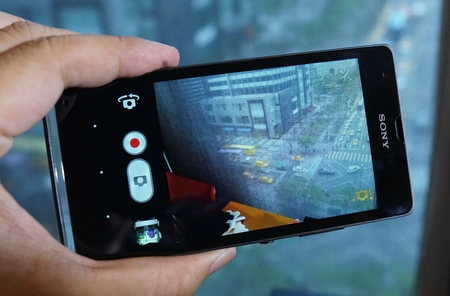 SONY Xperia SP 疑是工程機關係,逆時針轉向後相機畫面不跟著轉。