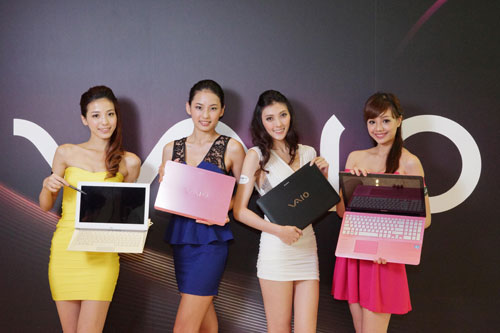 VAIO Duo 13 及 VAIO Pro 13,11 配備 Sony 的創新顯示及數位影音技術,提供全新個人電腦使用經驗