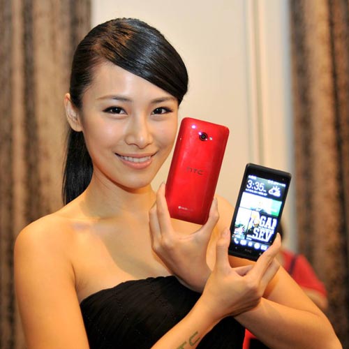 HTC 發表 Butterfly s 及 Desire 600