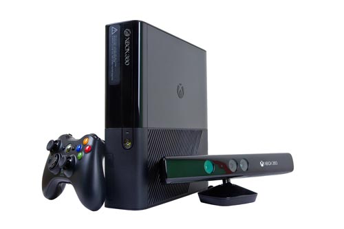 全新 Xbox 360 上市 更輕更薄更時尚