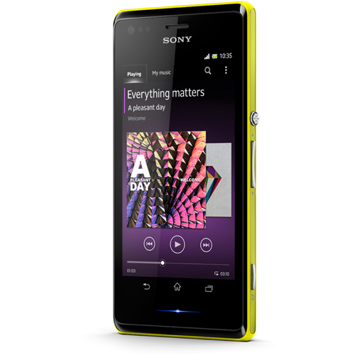 Xperia M 搭載 Sony 經典音質強化科技 ClearAudio+Clear Bass、Clear Phase，音質清晰，彷彿置身影音劇場