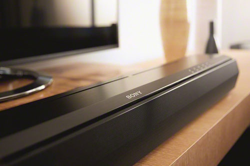 HT-ST7  搭載 Sony 獨家的 3D 超廣域 S-Force 環繞音場技術,更超越房間大小及形狀的局限!