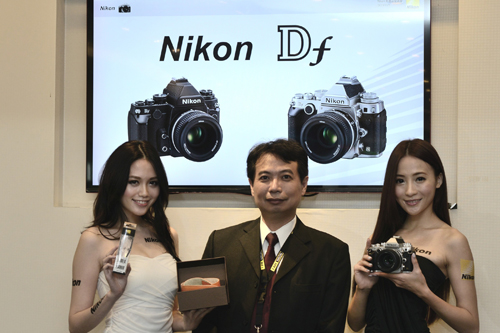 Nikon Df 次世代全片幅數位相機機身價格 82900 元