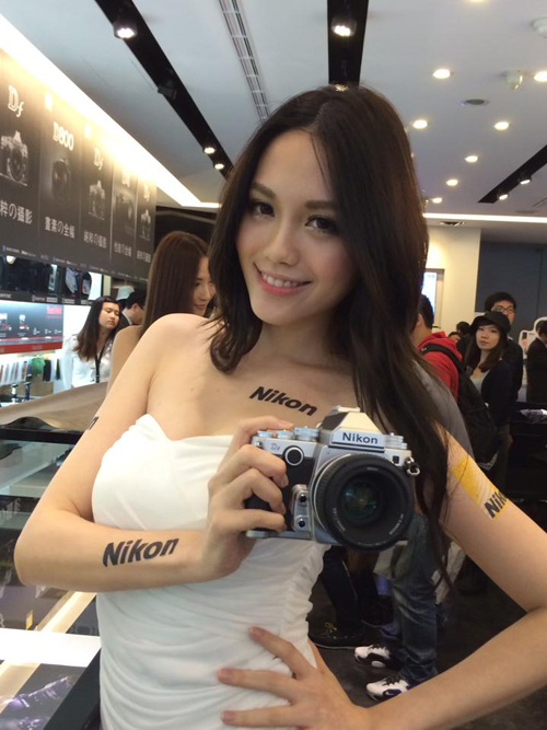 Nikon Df 次世代全片幅數位相機機身價格 82900 元