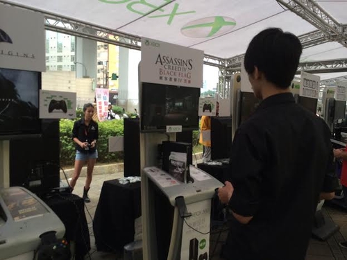 Xbox X13派對 戰車女教官 PK 春麗 尬遊戲也尬美麗