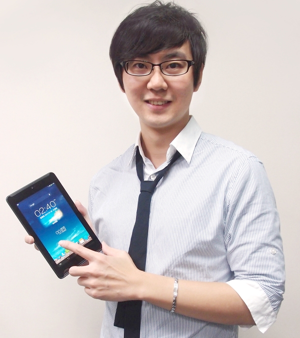 威寶來真的! 華碩 Fonepad 7 全台首賣 零元帶走
