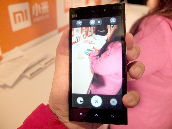 小米3拍照功能大躍進，按下快門可立即拍攝，不用耗時等對焦，快門時滯大幅縮短。