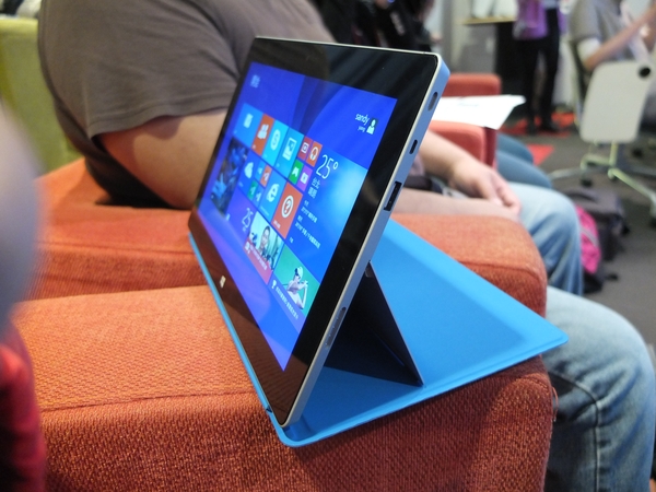 微軟 Surface 2 登台,舊款降價促銷