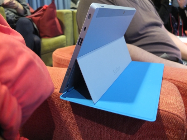 微軟 Surface 2 登台,舊款降價促銷