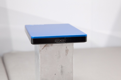 Seagate 在台發表目前容量最大 4TB 行動硬碟 Backup Plus Fast