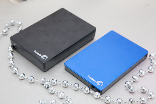 Seagate 在台發表目前容量最大 4TB 行動硬碟 Backup Plus Fast