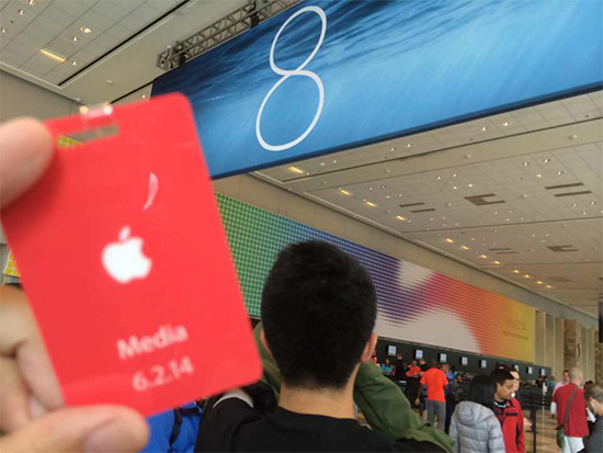 Apple WWDC 展前直擊 人潮!抗議!還有名車!