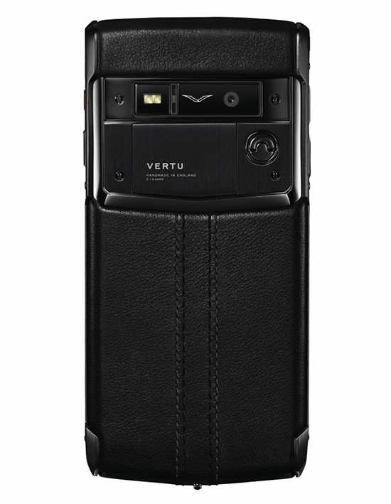 一支手機 33 萬!Vertu Signature Touch 超豪氣登場