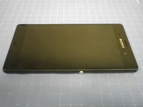 機身正面,畫面擷取自 Xperia Blog 網站