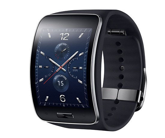 Samsung 將在明年年初推出具有指紋辨識與行動支付功能的新款智慧表,圖為 Samsung 於 IFA 展上發表的 Gear S