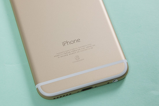 iPhone 6 機身背面下方外觀