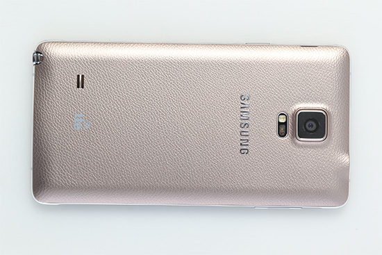 低調的耀眼!Samsung Galaxy Note 4 古銅金新色開箱