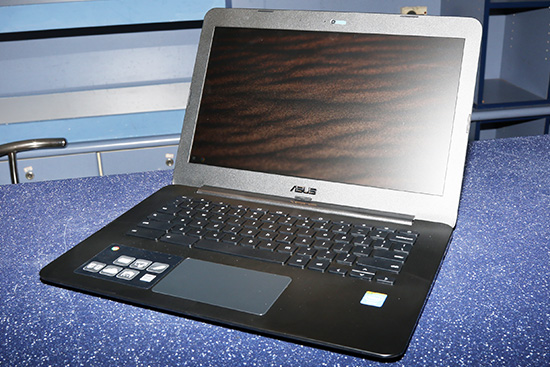 ASUS Chromebook C300