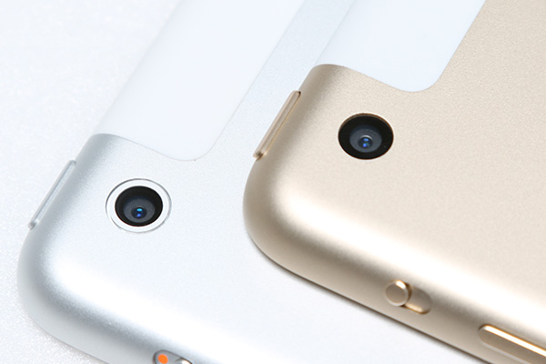 iPad Mini 3(上)與 iPad Mini 2(相機)相比則無升級