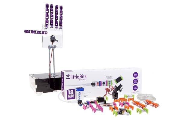 LittleBits 電子磚塊也是具有磁性、類似積木的玩具。(圖片來源:LittleBits官方網站)
