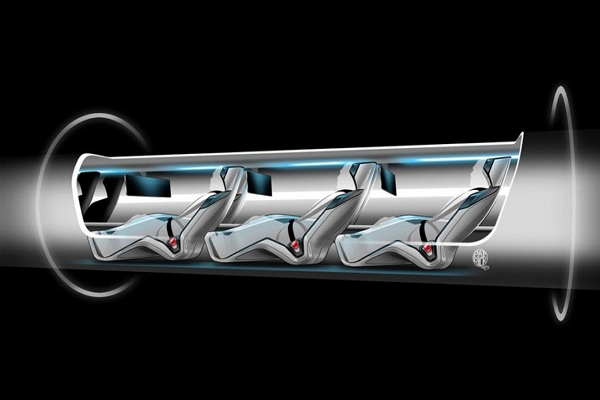 Hyperloop在管內行駛會承受相當大的壓力,車門和窗戶的座艙需要一個堅固的外殼包裹,列車的設計將分為外殼和座艙兩個部分。