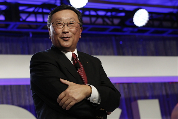 庫克也擊敗了同為手機通訊產業,且帶領黑莓上演絕地大反攻的執行長程守宗。(資料照,彭博社)
