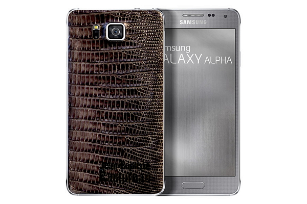針對男性用戶的深灰色Galaxy Alpha。(圖片來源取自三星官網)