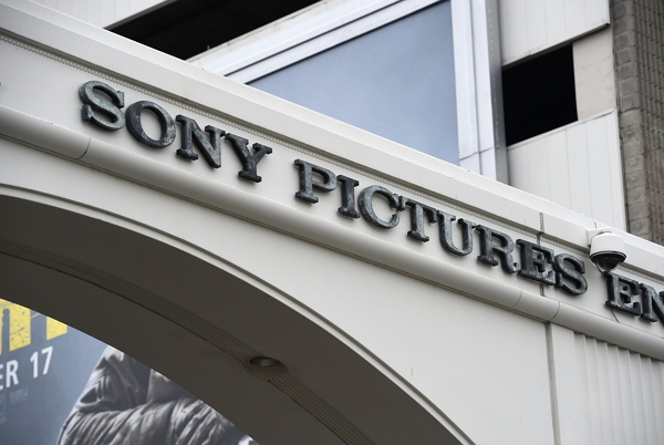 Sony(索尼)電影當初要開播此片時,就最屬意蘋果,並與之洽談。(資料照,法新社)