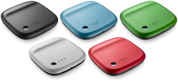 另一款無線硬碟Seagate Wireless,主要是用來搭配行動裝置使用,容量不足的手機或是平板只要連上這台Seagate Wireless,就能夠獲得更多空間。(圖片來源取自VR-ZONE)