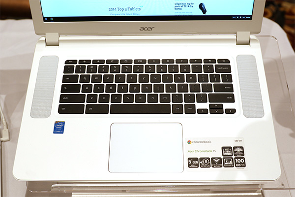 因大尺寸設定的緣故,Chromebook 15 擁有少見的大尺寸鍵盤設計
