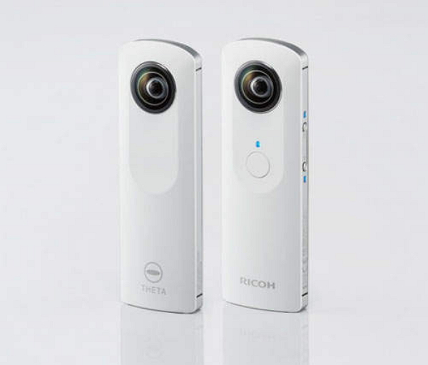 理光的 Ricoh Theta 360。(圖取自Ricoh Theta官方網站)