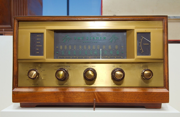 收音機當初也不被看好。圖為Fisher 500 AM/FM 收音機。(圖翻攝自維基百科)