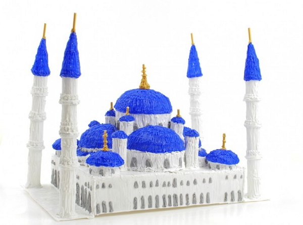 無論是巴黎鐵塔或是蝴蝶、立方體甚至是房屋與花朵，能夠用筆畫得出來的現在都能成為立體作品，形成創作者想畫的各式圖像。（圖片來源／WobbleWorks）