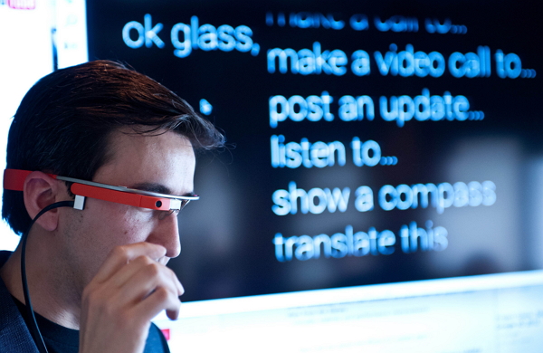 新一代Google Glass將採閉門測試,待產品各部分都穩定後,再發出正式版產品。(法新社)