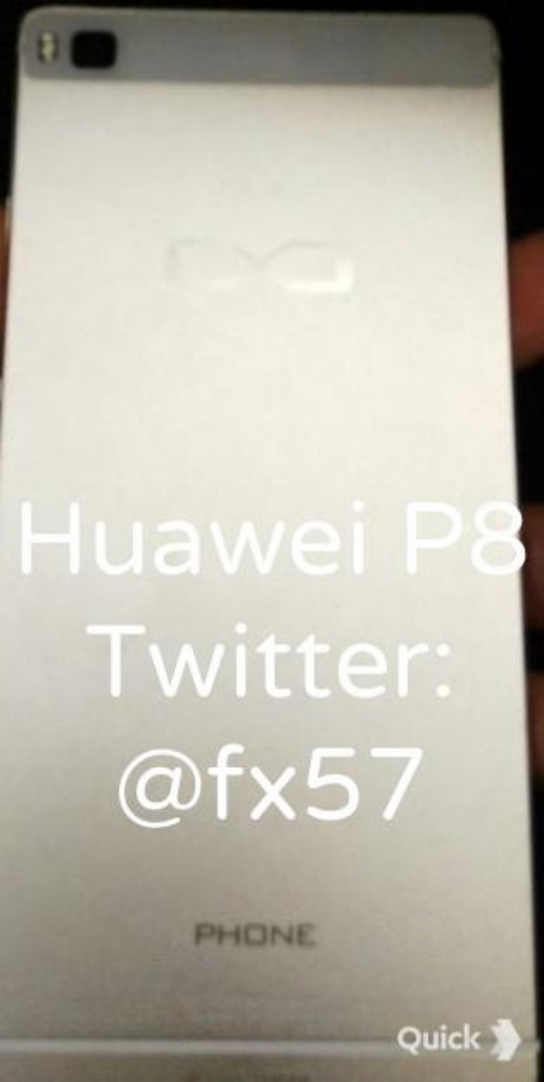從圖片中的 Phone 字樣看來,這隻手機應該是支工程機,這也代表目前正處於測試階段。(圖片來源/Erdi Özüağ推特)