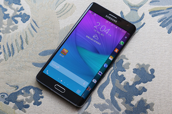 多了曲面更好用?Samsung Galaxy Note Edge 台灣版本實測