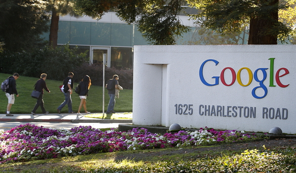 不過 Google 並不打算對舊版瀏覽器做修正,呼籲用戶盡快改用 Chrome 等其它瀏覽器。(圖片來源/彭博)