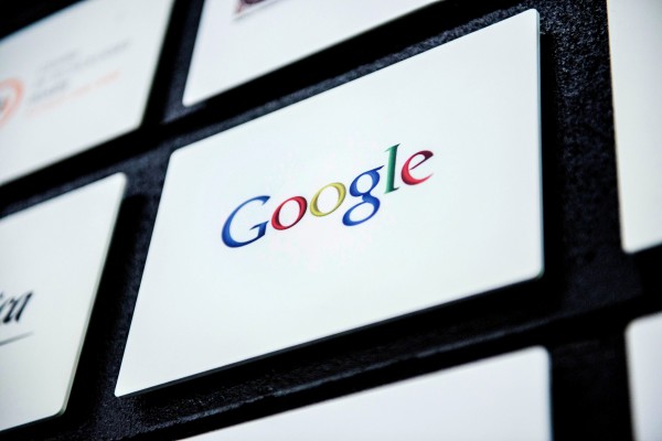 對 Google 來說,和 Twitter 合作,可以利用許多「即時性的推文」,來拓展搜尋引擎的廣度。(彭博社)
