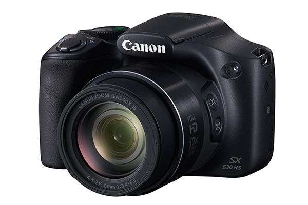 具有等效 1200 mm 超望遠鏡頭的 Powershot SX530 HS。