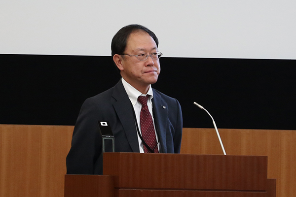 負責 Canon 數位相機部門的 ICP 第三事業部的溝口芳之部長